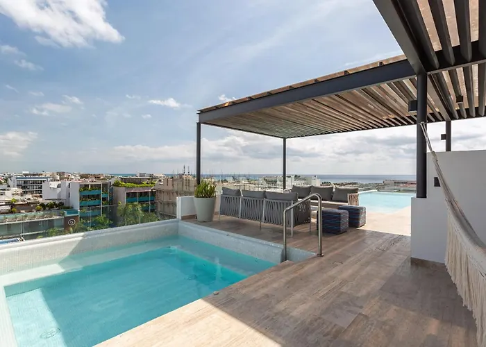 Cozy With Rooftop Pool In Downtown Playa Apartamento