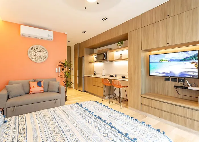 Cozy With Rooftop Pool In Downtown Playa Apartamento